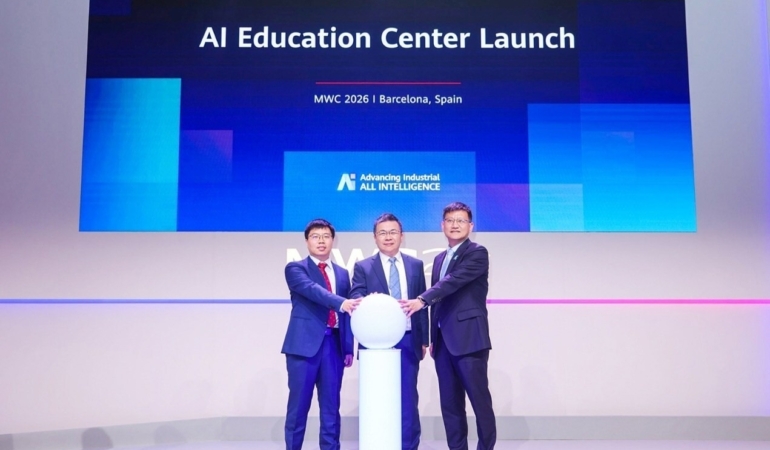 Huawei’den Okullara Yapay Zeka Eğitim Merkezi