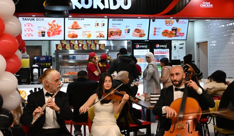 KudoKudo Restoran Zinciri Küresel Markasını KUKiDU Olarak Yeniledi