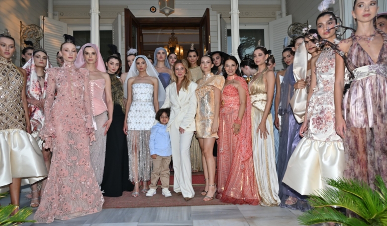 Tuba Ergin’den Büyükada’da Couture Rüzgarı: “The Last Empress” Koleksiyonu Tanıtıldı