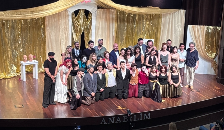 Anabilim’de Muhteşem Final: Kültür ve Sanat Gecesi Sahnelendi