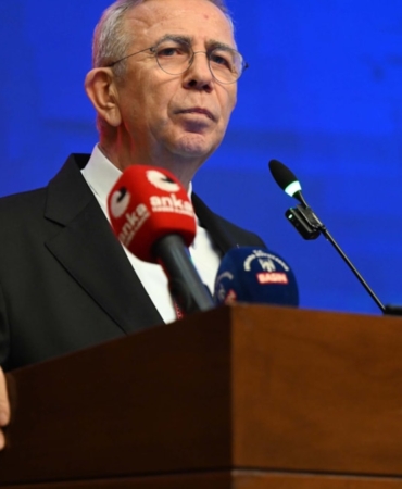 Müslim Sarı'nın Açıklamalarının Ardından Mansur Yavaş Partisinden İstifa Etti