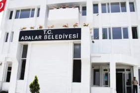 Adalar Belediye Başkanvekilliği Seçiminde AKP Adayına Oy Veren 3 CHP'li Disipline Sevk Edildi