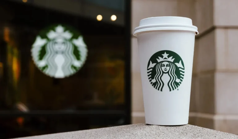 Starbucks Kuzey Amerika Genelinde Yaklaşık 250 Mağazasını Kapatma Kararı Aldı
