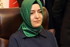 AKP Fon Skandalının Ardından İstifa Eden Fatma Betül Sayan Kayanın Adını Siliyor