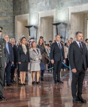 Muayenehane hekimleri 1 Ekim Ulusal Muayenehane Hekimleri Gününde Anıtkabiri ziyaret etti
