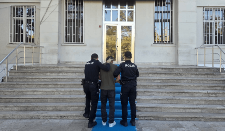Edirne Uzunköprü'de Maden İşçilerinin Bıçaklı Kavgasında Bir Kişi Öldü, Şüpheli Tutuklandı