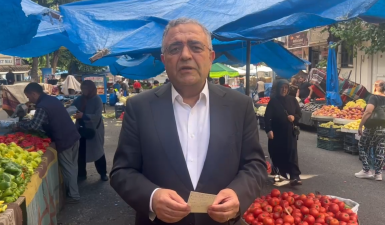 Sezgin Tanrıkulu Diyarbakır Semt Pazarında Enflasyon ve Alım Gücü Kayıplarına Tepki Gösterdi