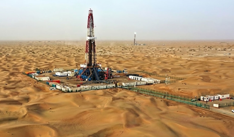 Taklamakan Çölü’ndeki Fuman Sahasında Petrol ve Doğal Gaz Üretimi 26 Milyon Tonu Aştı