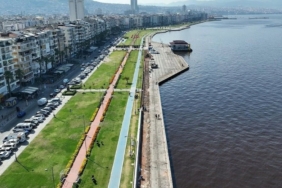 CHP İzmir İl Başkanı Gümrükçü Yedi İlçe Belediye Başkanının AKP ile Görüştüğünü Açıkladı