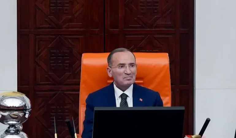 AK Parti Şanlıurfa Milletvekili Bekir Bozdağ TBMM Başkanvekilliği Görevini Bıraktı