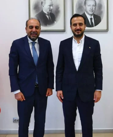 İstanbul 2 Nolu Baro Başkanı Saka'dan AKP İl Başkanlığına Ziyaret