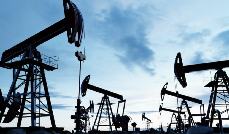 Orta Doğu Gerilimi ve ABD Stok Verileriyle Brent Petrol 115 Doları Aştı